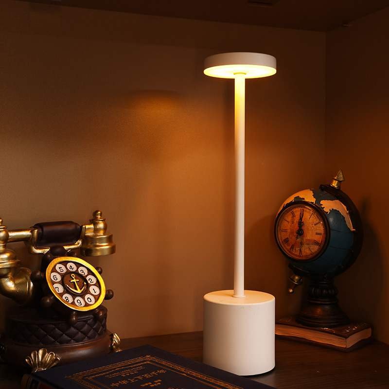 Wireless Rechargeable Metal Table Lamp