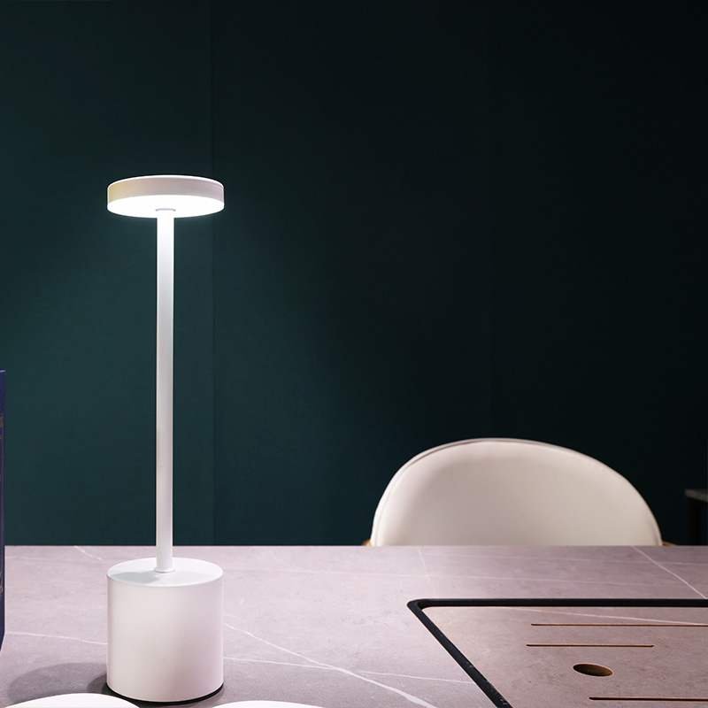 Wireless Rechargeable Metal Table Lamp