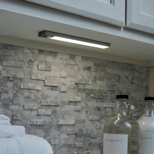 best bettery operate under cabinet light-3