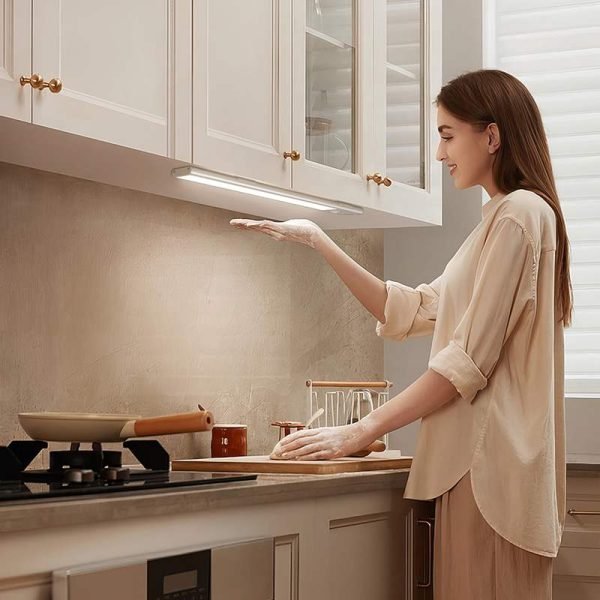 what lights best for under kitchen cabinet